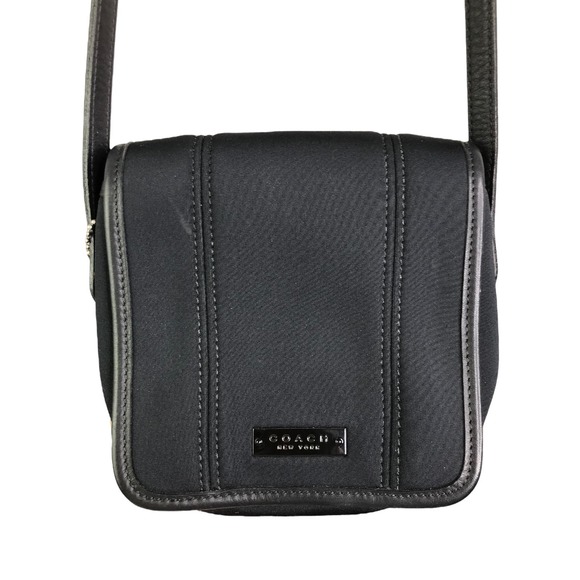 Coach Women's Crossbody Bag Black Neoprine Handbag Purse Adjustable Strap Zip OS